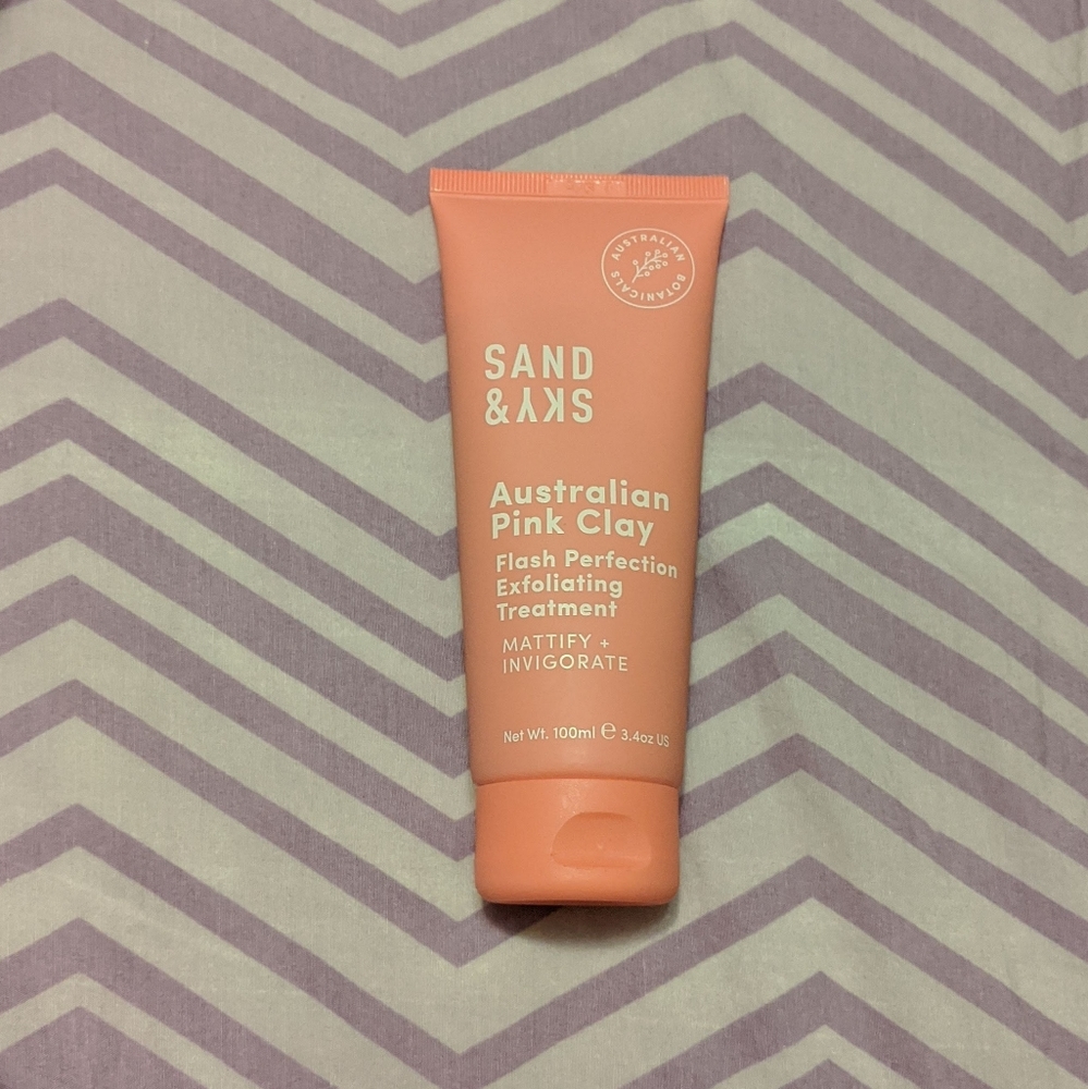 Sand & Sky Australian Pink Clay Treatment
